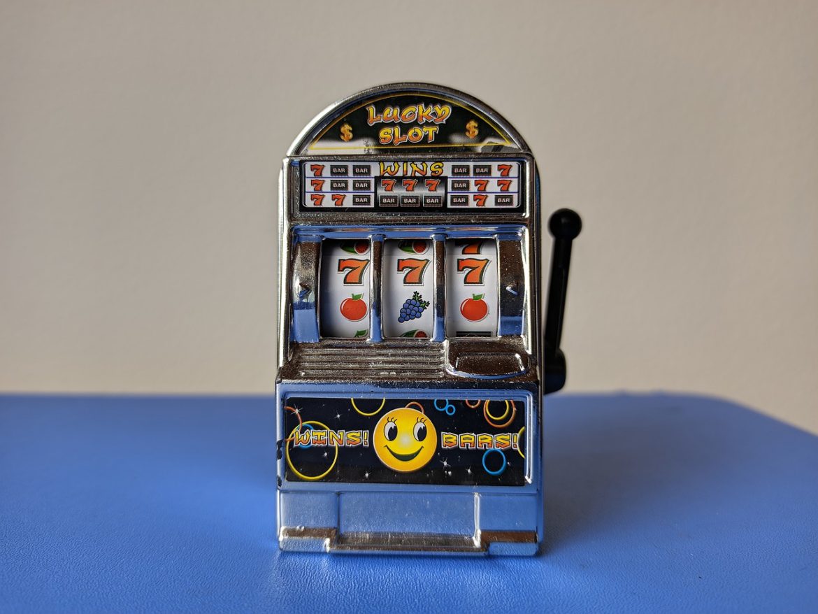 Exploring the history of online slots sheds light on their growing appeal.