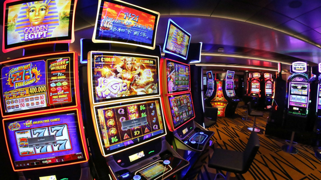 What steps should players take when encountering issues with JILI slot games?
